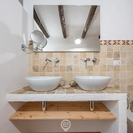 La Perla Villa
