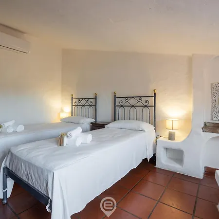 La Perla Villa